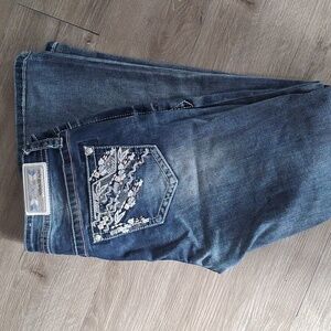 Grace In La Bootcut Jeans ~ Size 29